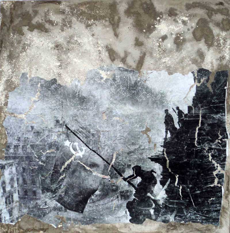 V.Patarini,La-caduta-di-Berlino,-t-m--e-cemento-su-tela,-cm-100x100,-2011