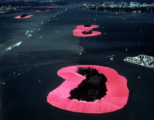  Sorrounded islands - Christo and Jeanne-Claude