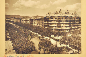 Adolf Mas Casa Milà, 1910 Da una selezione di foto di architetture di Antoni Gaudí con annotazioni Barcellona, Arxiu Històric del Col·legi d’Arquitectes de Catalunya