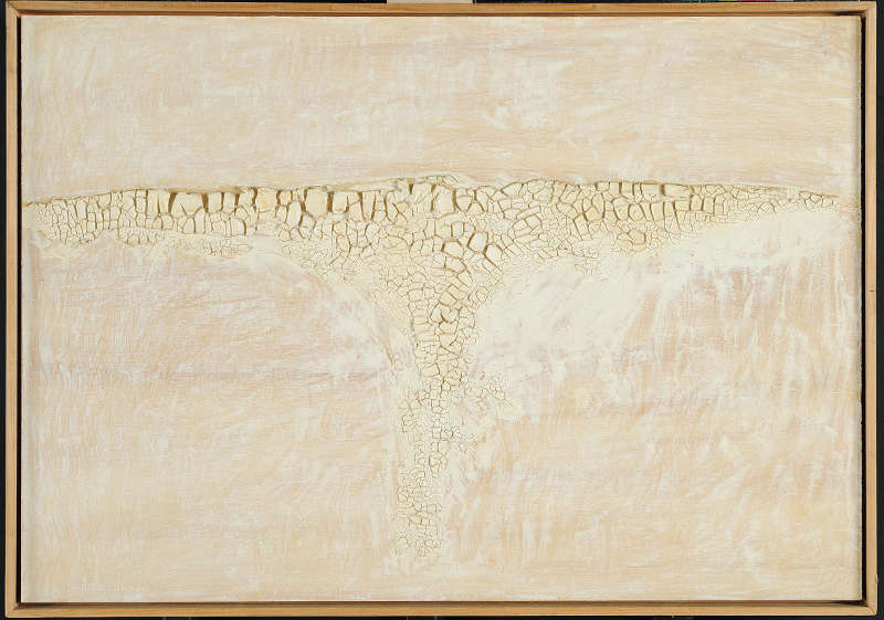 Alberto Burri Bianco Cretto / White Cretto 1969 olio su tela / oil on canvas, cm 71,5x102 courtesy Fondazione Palazzo Albizzini Collezione / Collection Burri